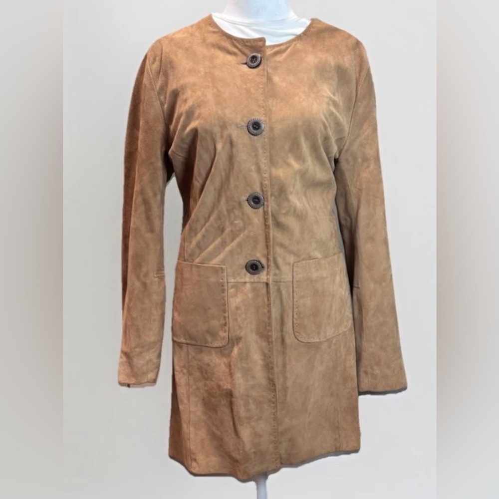 Chic Tan Retro Suede Leather Jacket with Button Detail